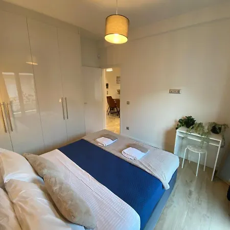 Holy 2 Bedrooms In Marousi Διαμέρισμα