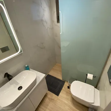 Holy 2 Bedrooms In Marousi Αθήνα